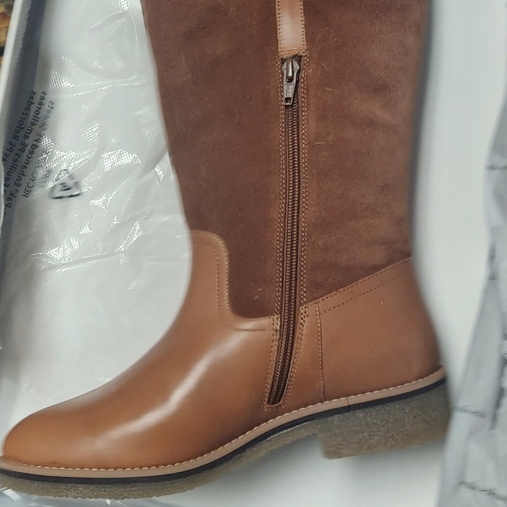 Charles David HIGH END SUEDE N LEATHER weather treated x grip bottom